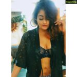 Kiran Rathod Instagram – Wake up –  eat- look sexy – repeat

Lockdown mantra haha 😬

Also I’ve uploaded the full picture on my website (link in bio) লেকবিলাস ক্যাম্পেইন জোন, রাঙামাটি