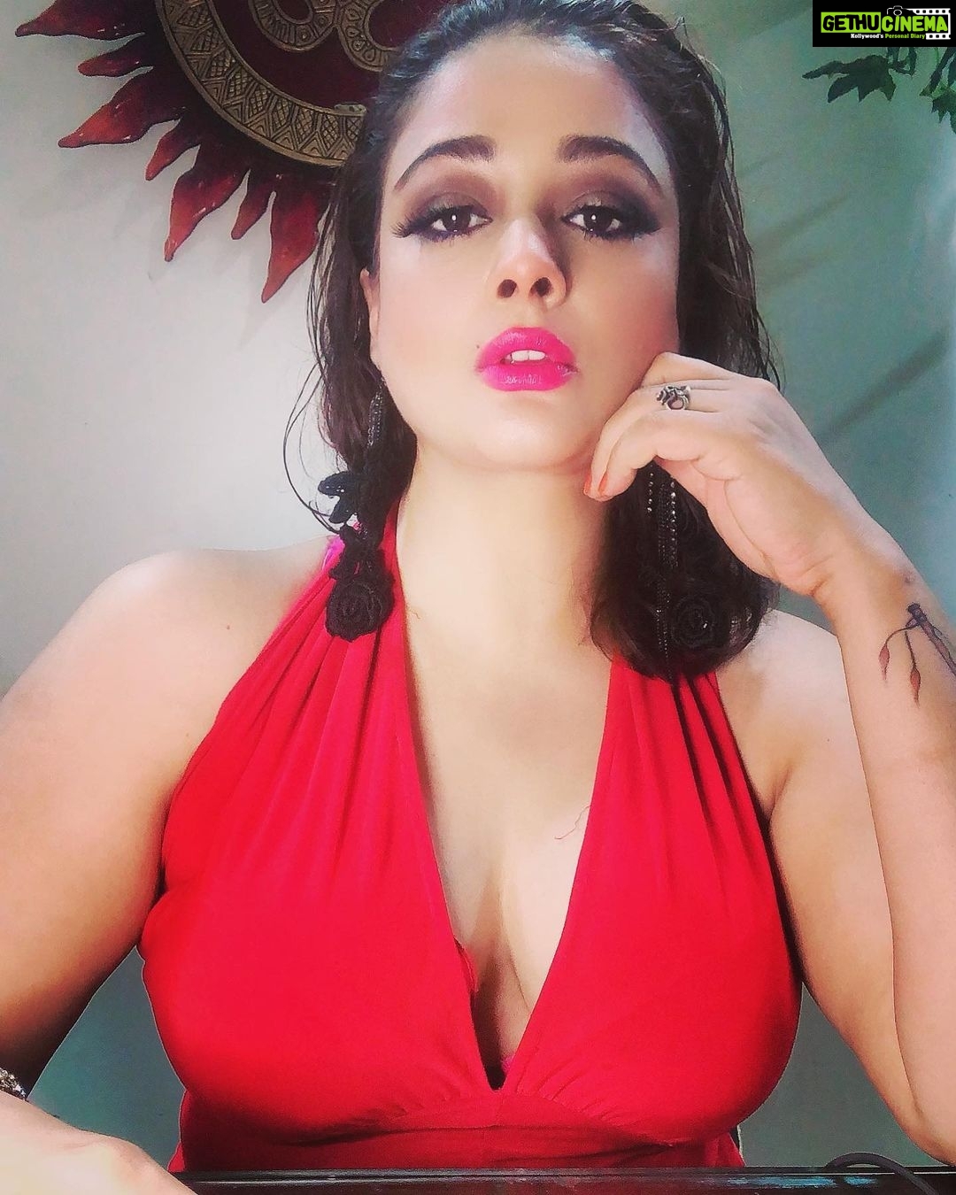 Kiran Rathod Instagram - 🌶 #weekendvibes#instagood#instadaily#instamood#blessed