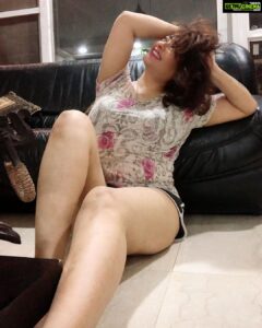 Kiran Rathod Instagram - #fridaynight#mooneclipse#notme#keepgoing Chaand Pe