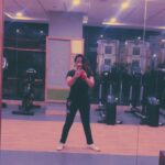 Kiran Rathod Instagram - Miss my gym 🙁🙁.. where I would go .. click few pictures n come back 🤣🤣🤣🤣🙈🙈