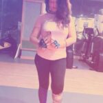 Kiran Rathod Instagram - Miss my gym 🙁🙁.. where I would go .. click few pictures n come back 🤣🤣🤣🤣🙈🙈