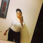 Kiran Rathod Instagram – This is summer will be hot hot hot…. #summertime##quarantine India