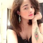 Kiran Rathod Instagram - Falling in love with myself this valentine 😄😄😄🤩🤩