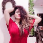 Kiran Rathod Instagram – #thursdayvibes#❤️