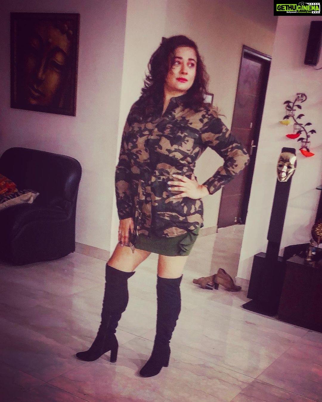 Kiran Rathod Instagram - #saturdaynightvibes#love#peace#happiness#lovetoall❤️