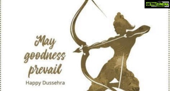 Kiran Rathod Instagram - Happy Dussehra to all my friends here n their family .. May Lord Rama always keep showering his blessings upon you 🙏🏻🙏🏻May your life be prosperous n trouble fee through out #dussera#goodoverevil#kill#negativity#spread#love#peace#happiness#Wishes#festival#celebration#loveall#❤️