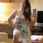 Kiran Rathod Instagram - Couldnt hold the expressions 👅#happy#mood#instalove#insta#instamood#instafashion#beautiful#beauty#beautyful#happylife#happiness#love#loveyourself#photooftheday#positivevibes#goodvibes#travel#likeforfollow#like#likeforlikes#kiki💋💋💋