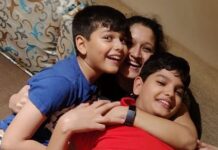Laila Mehdin Instagram - And this is me at home. At my happiest. With my two sons, my ♥️s. Today is my older son, Darian's birthday ♥️. Mumbai, Maharashtra