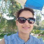 Laila Mehdin Instagram - Chilling by the poolside on a hot Sunday afternoon #nofilter #funinthesun #mumbaisummer #sunday Mumbai, Maharashtra