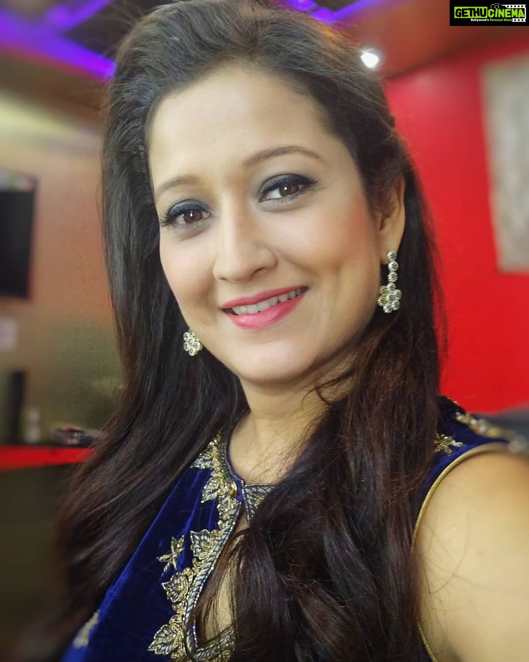 Laila Mehdin Instagram - Hair @makeuparunkumar Jewellery @shapriboutique Chennai, India