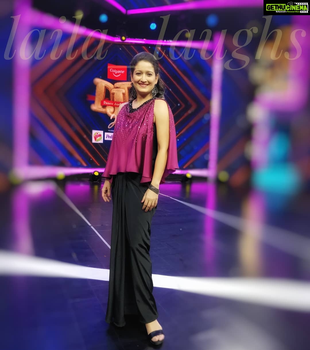 Laila Mehdin Instagram - Thank you @shabanakhantrousseaulounge for the beautiful dress! 😘😘 #dancejodidancejuniors #zeetamil #zeetv #realitytv #danceshow #tamilactress #designer #dresses Chennai, India