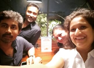 Laila Mehdin Instagram - #aboutlastnight Tell me what you are thinking when you see this photo @evamkarthik @prasanna_actor #directorpriya #knm2 #kandanaalmudhal #team #friendslikefamily #tamilactress #tamilactors #tamildirector #tamilfilm Chennai, India