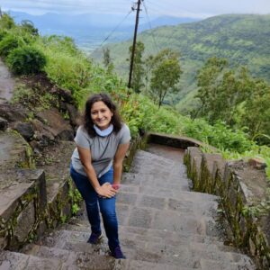 Laila Mehdin Instagram - Lovely trek! 

#familytime 
#trekking 
#nofilterneeded 
#caves