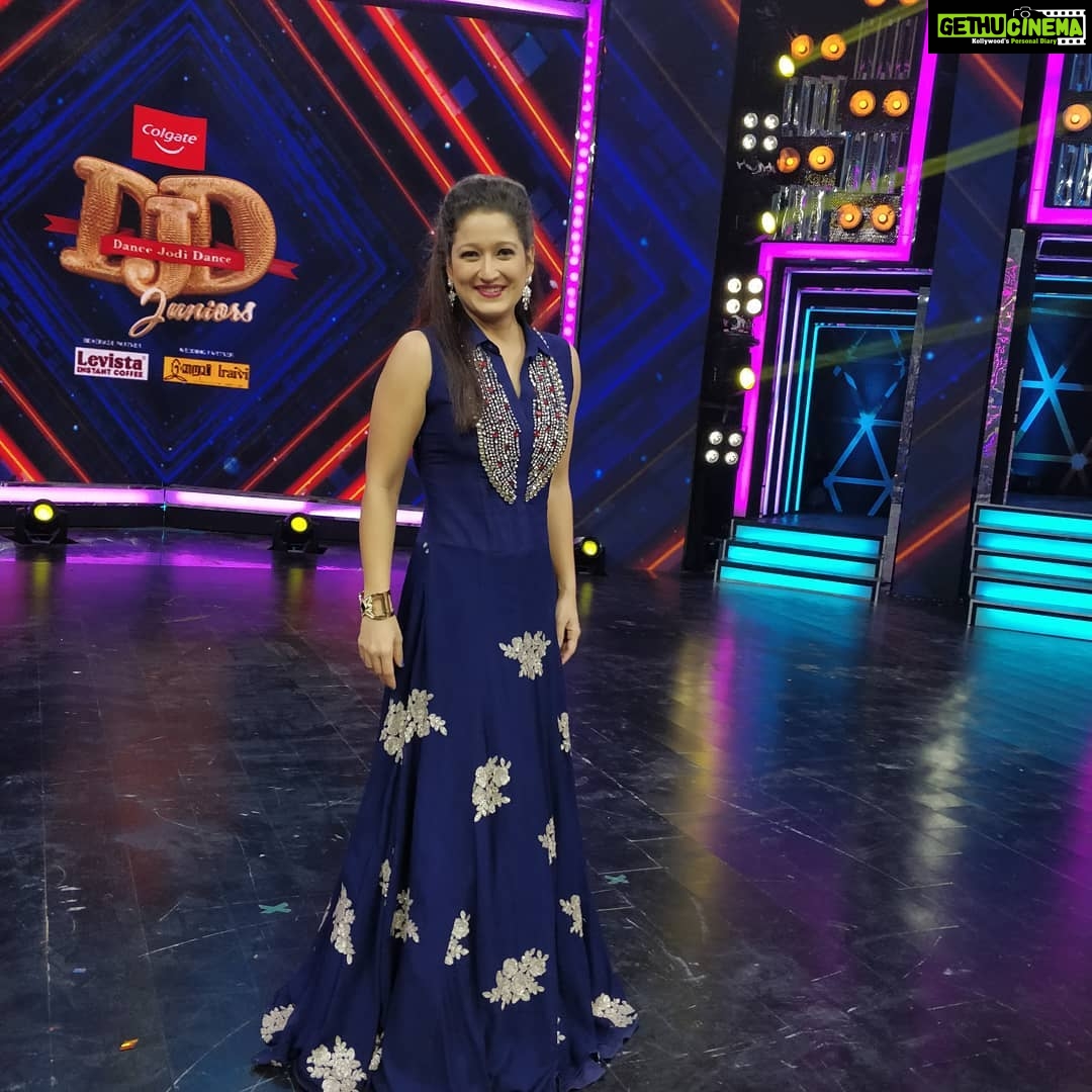 Laila Mehdin Instagram - On the sets of #dancejodidancejuniors #zeetamil #tamilactress