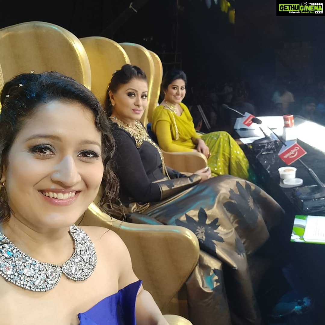 Laila Mehdin Instagram - Don't forget to catch the show on Saturday 6:30pm on Zee Tamil HD #dancejodidancejuniors #zeetamil #zeetamiltv #tamilactress #tamilcinema #tamiltvshow