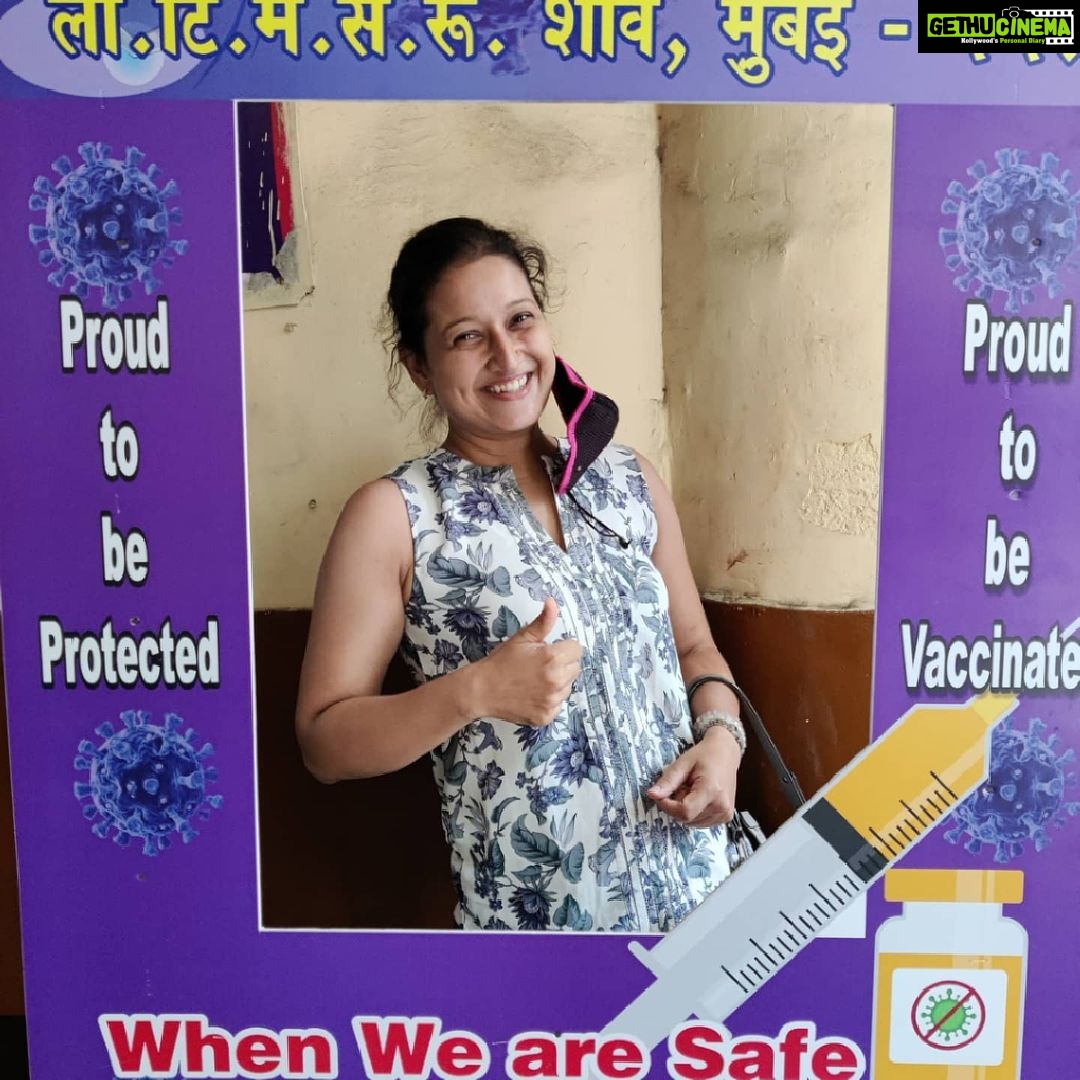 Laila Mehdin Instagram - These are difficult times that we live in. Please take precautions everyone. . . Wear your masks "properly" . . Wash hands regularly . . Keep social distancing . These are rules that we must follow. Do your bit to try and control this virus. . . I got my first vaccination. As you can see, I don't like needles 😂😂 Take care everyone, stay safe! #covid_19 #vaccinationdone✔️ #staysafe #tamilactors #tamilcinema #tamilponnu #tamilnadu #tamilsongs