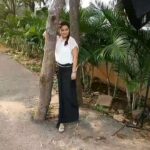 Laila Mehdin Instagram - When you shoot on a windy day 😂 #shoot #tamilmovie #tamil #kollywoodactress #kollywood #funnyvideos