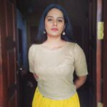Lakshmi Priyaa Chandramouli Instagram - Another day, another thing to do. #Lookingahead #ActorsLife #DressingUp #BrighterDaysAhead #WhatIsThisYearEven #2020Memories #WorkingFromHome #Experiments