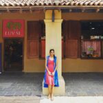 Lakshmi Priyaa Chandramouli Instagram - Was a good trip. Can you say? #Throwback #Srilanka #AnotherYearAnotherTrip #DutchHospital #Colombo #FamilyTrip #TravelWithRoo #ThroughHisEyes #Colours #SustainableFashion #Travel Dutch Hospital Colombo