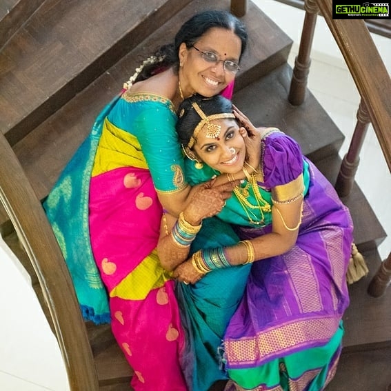 Lakshmi Priyaa Chandramouli Instagram - 3 months since this day. My world got a wee bit bigger. My heart got fuller. I got one more shoulder to lean on. This is us, after the marathon wedding. We were so tired to even climb up the stairs in one go, we just sat there leaning on each other. We took a moment to enjoy the morning it had been. A sigh of relief that everything went as well as it could. Just looking at each other's faces and silently enjoying the joy and happiness in them. Tired but still overjoyed. Me realizing that this was my own little world from today and thanking the universe for this blessing. There are so many pretty pictures from the wedding, but this was a great moment. And of course @gayatrinairphotography was around to capture it. (She is so good, deserves a separate post. Coming soon) #AmmaPonnu #AmmaMadi #MyWorld #LifeWithRoo #Kalyanam #Happiness #firstQuarter #YearOne #LeaningOnShoulders #WeAllNeedSomeoneToLeanOn #ThankYouUniverse #ThreeMonths #SemmaRagaLaKalyanam