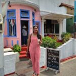 Lakshmi Priyaa Chandramouli Instagram - Monday morning Pinks! #Travel #HandMadeNaturalIcecream #Srilanka #GalleFort #TravelWithFamily #IceCreamMakesMeHappy #TheWorldIsBeautiful #OldBuildingsWithCharm #Vacay #NoMakeUp #NoFilter #JustAHappySmile #TravelWithRoo Galle Fort