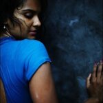 Lakshmi Priyaa Chandramouli Instagram - Experiments. 📸 @aericmg #Photoshoot #NYCtimes #Brooklyn #WaterShoot #TryingNewThings #Throwback #Latergram #actorslife #NoMakeup #GoodTimes #IMissNYC #Artists