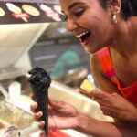 Lakshmi Priyaa Chandramouli Instagram - Find yourself a girl/boy who looks at you the way I look at ice cream! ❤️ #Vacay #IceCream #BlackIceCream #summer #Oslo #EuroTrip #TheEpicTrip #TravelStories #Traveller #Joy #SugarRush #HolidayWeight #Love #Happyness Oslo, Norway