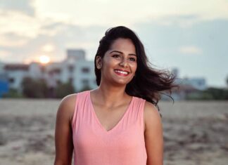 Lakshmi Priyaa Chandramouli Instagram - Hello world! :) Thank you so much for the super quick and super efficient shoot @vjustclick. Love the output. So glad we did this! PC: Major shout out to this amazing photographer @vjustclick guys! Check out his page! Wardrobe: @studiodaksh