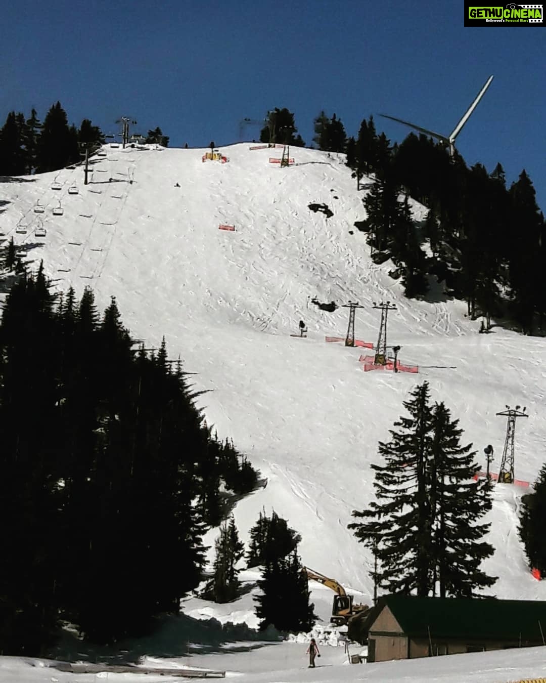Lakshmi Priyaa Chandramouli Instagram - And that's what I call a great day!!!!! 😀 #amihappyoramihappy #traveltheworld #grousemountain #sledge #sleigh #beautifulspringday #beautifulbritishcolumbia #canada🍁 #snoweverywhere #ibecamealittlegirlagain #joy #thankyouuniverse #dontputkannuplease Grouse Mountain-The Peak of Vancouver