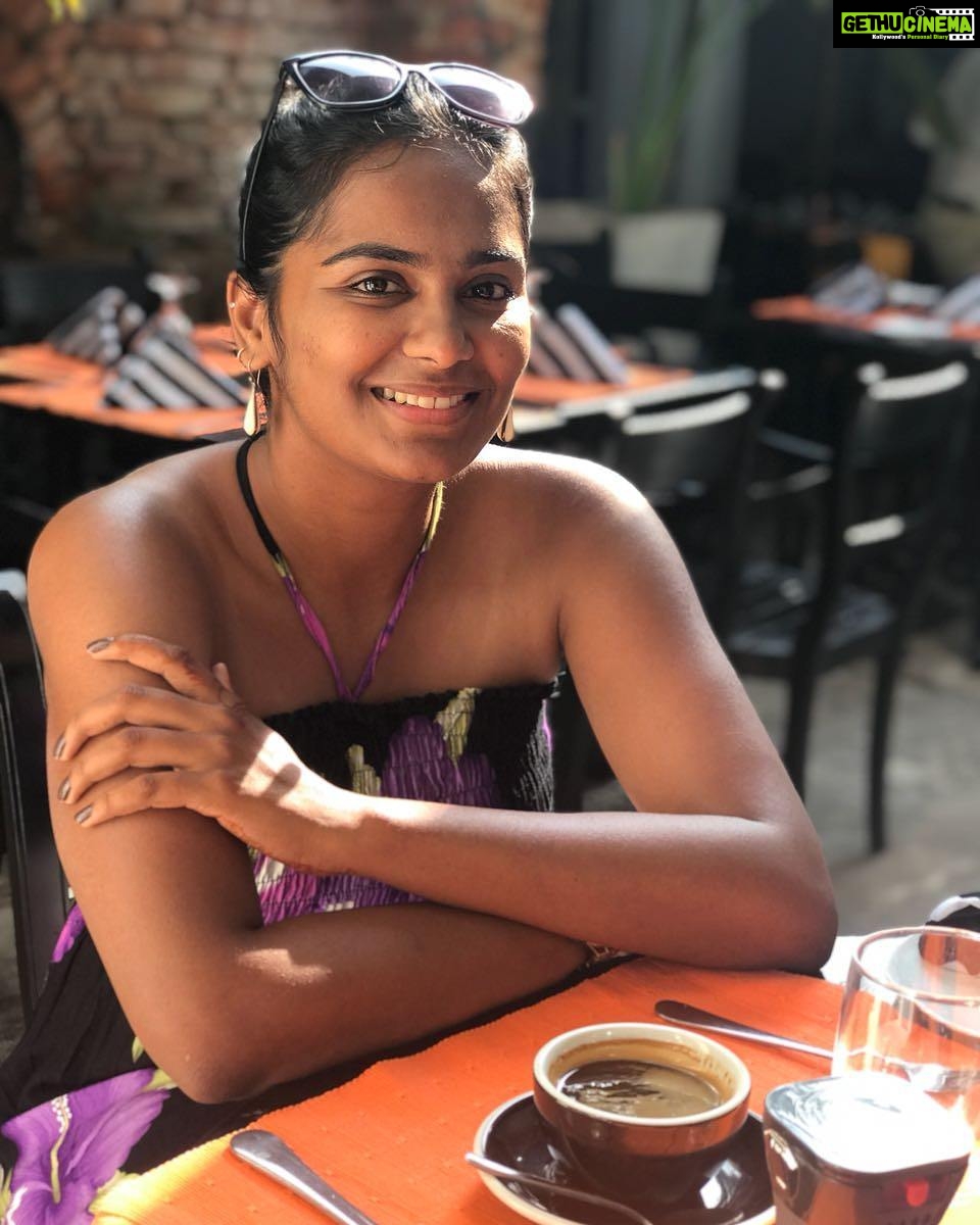 Lakshmi Priyaa Chandramouli Instagram - Holiday hangover is the worst kinda hangover! It's a fact! #posttravelblues #missingthebeach #missingthesquadalready #srilanka #hikkaduwabeach