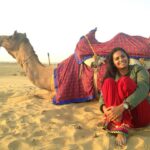 Lakshmi Priyaa Chandramouli Instagram - Incredible India indeed! Throwback to the time I made friends with Bubloo, the camel. #incredibleindia #thardesert #sanddunes #rajasthantourism #beingatouristinmyowncountry #somuchtoseesolittletime #decemberinthedesert #throwback #travel