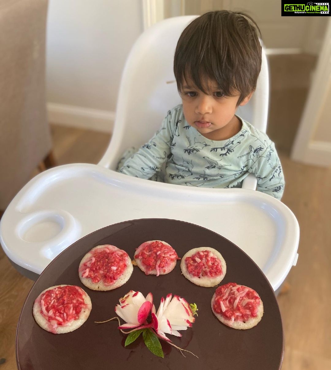 Lakshmy Ramakrishnan Instagram - Trying to distract myself from perenial anxiety& outcome? interesting breakfast 4 Ved #RasberryAndCheeseDosa Make kutty Dosa cover & cook, meanwhile for final topping- any type berries, grated cheese, little lemon juice, salt to taste and maple syrup/ honey. Radish flowers for decoration😍