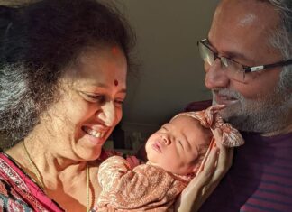 Lakshmy Ramakrishnan Instagram - Sharing our joy with all of you ❤️She is tiny but adorable, send her your blessings and wishes folks 🙏