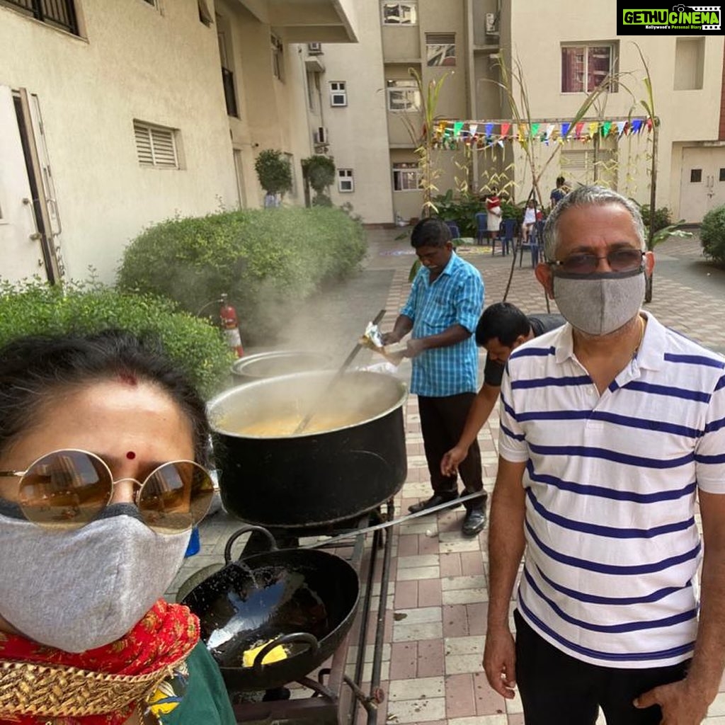 Lakshmy Ramakrishnan Instagram - Congratulations to everyone , May the Republic stand tall 🙏🙏 Pongal and Republic Day Celebrations at #PrestigeBellaVista