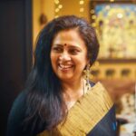 Lakshmy Ramakrishnan Instagram - We shot for #nerkondapaarvai yesterday after 8 months, I had delayed it as much as possible given the risks. But, realised how passionate I was about the show & the cause, could start where I left with 100% involvement @behindwoods @kalaignartv took extreme safety precautions👍