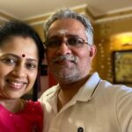 Lakshmy Ramakrishnan Instagram - Happy #Vijayadasami to all🙏 Season’s greetings and best wishes for a wonderful year ahead...