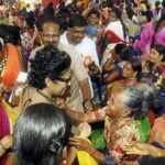 Lakshmy Ramakrishnan Instagram - Grateful to SollvathellamUnmai platform & Zeetamil for all this love🥰