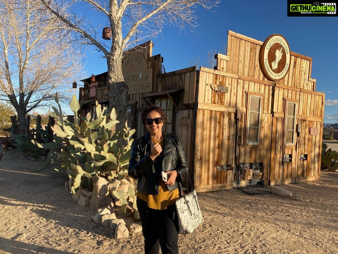 Lakshmy Ramakrishnan Instagram - #joshuatreenationalpark has so much of history, history of Native people, and a very unique, cowboy town❤️ structures are so cute, people are friendly and warm, What a beautiful place, every moment it was a different sight, acres of untampered land, land that speaks to you!!!