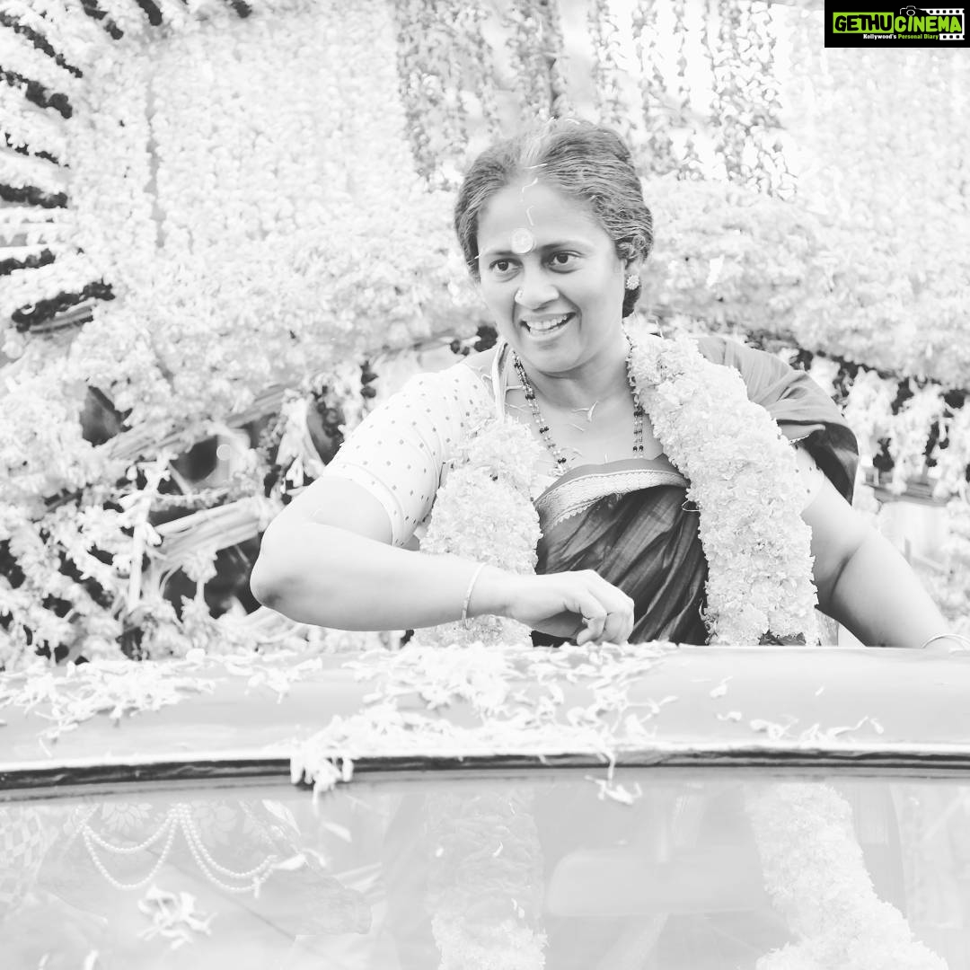 Lakshmy Ramakrishnan Instagram - Song shoot of Ammani...