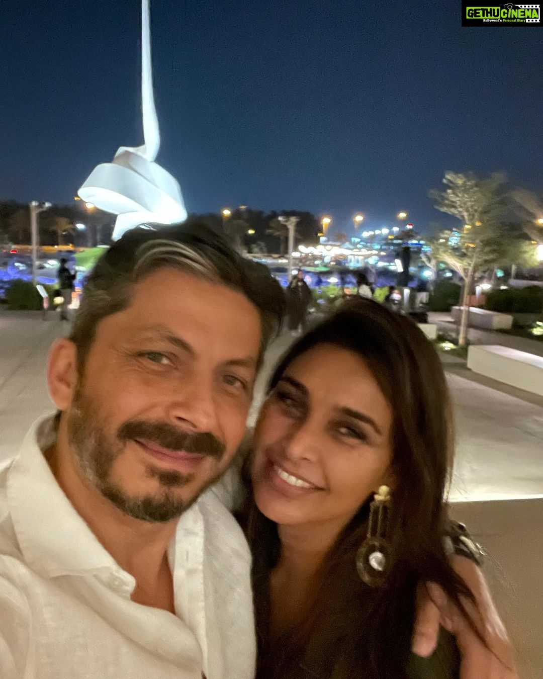 Lisa Ray Instagram - Habibi consents to making a slightly blurry appearance on my timeline after we drove to the remarkable @sharjahhow last night to soak in the Arabic- Flamenco fusion sounds of @maqamundo The UAE continues to impress (By the way, that’s ‘Beirut’ in Arabic embroidered on my back 🇱🇧)