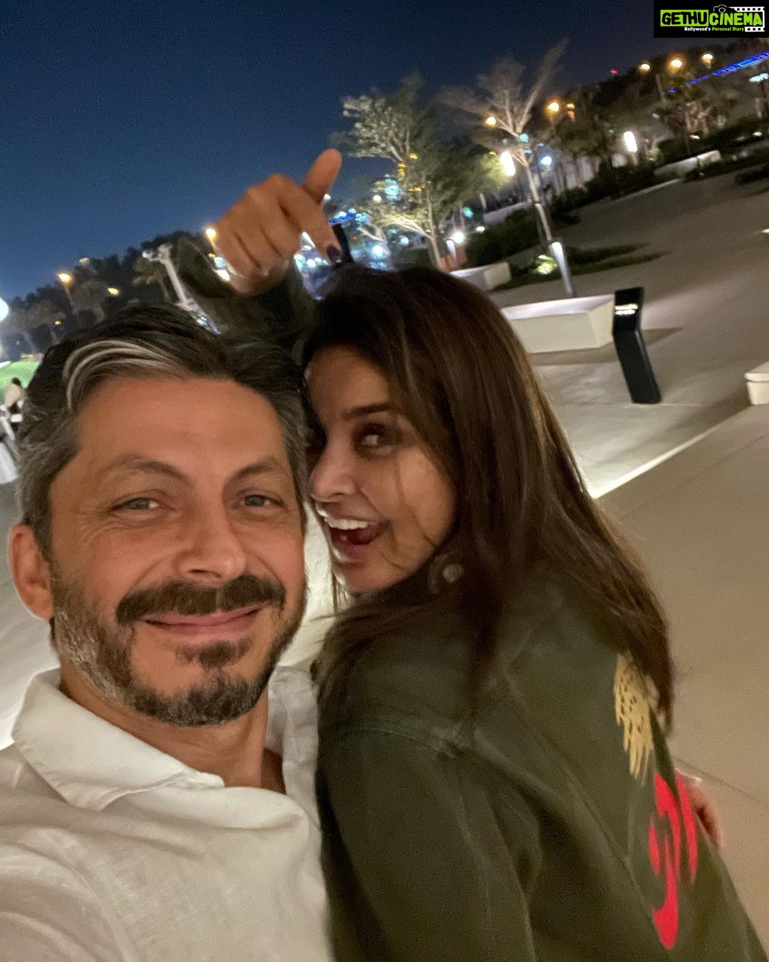 Lisa Ray Instagram - Habibi consents to making a slightly blurry appearance on my timeline after we drove to the remarkable @sharjahhow last night to soak in the Arabic- Flamenco fusion sounds of @maqamundo The UAE continues to impress (By the way, that’s ‘Beirut’ in Arabic embroidered on my back 🇱🇧)