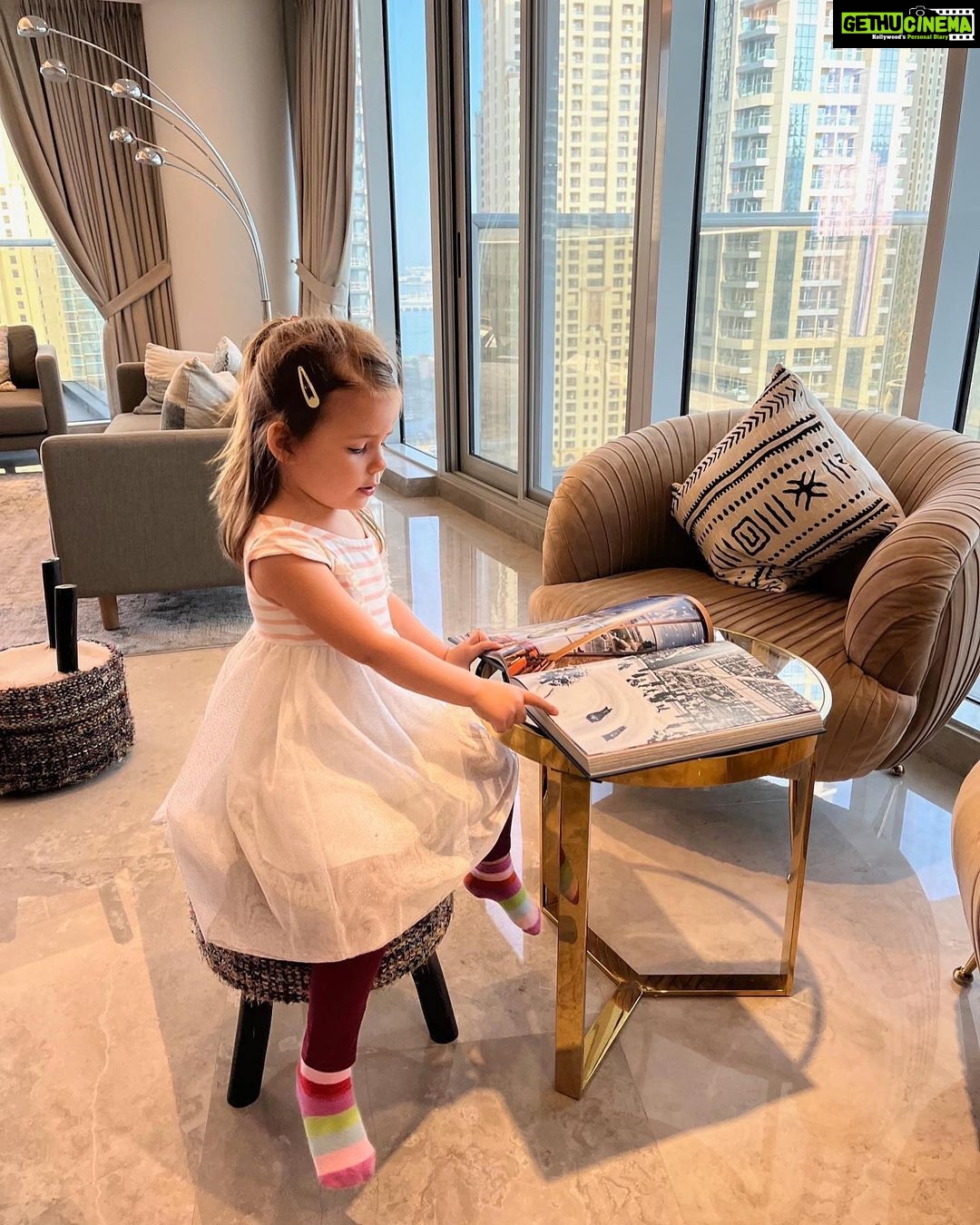 Lisa Ray Instagram - Thanks maushi @bysarahkhan for the picture book on Dubai, our new home. @assouline