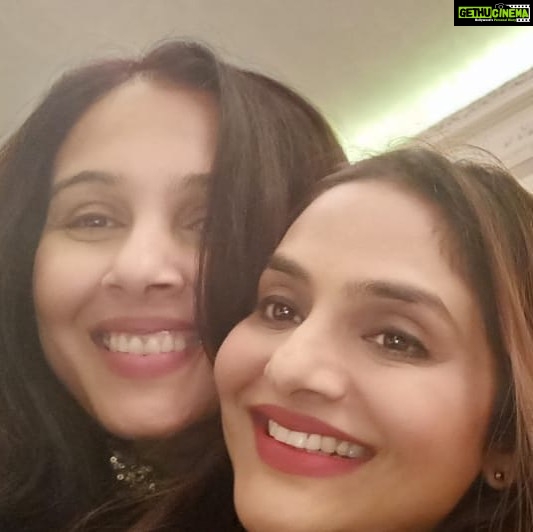 Madhoo Instagram - Happy birthday @suchitrapublic ❤️❤️❤️🎂