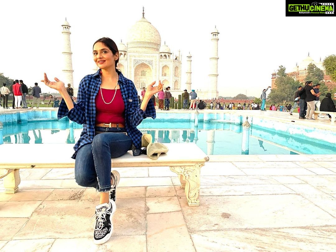 Madhoo Instagram - Wah Taj !!! Taj Mahal