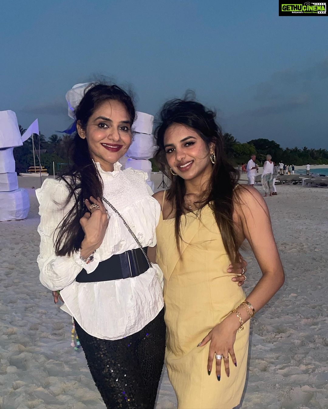 Madhoo Instagram - All good things never have to end 😍😍😍😍😍