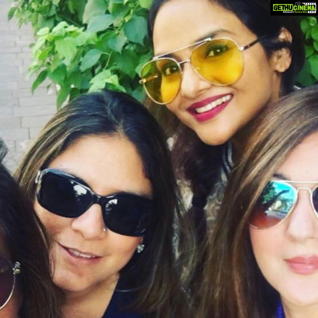 Madhoo Instagram - Happy happy birthday darling dearest sups❤️❤️❤️❤️❤️❤️ @supernamotwane