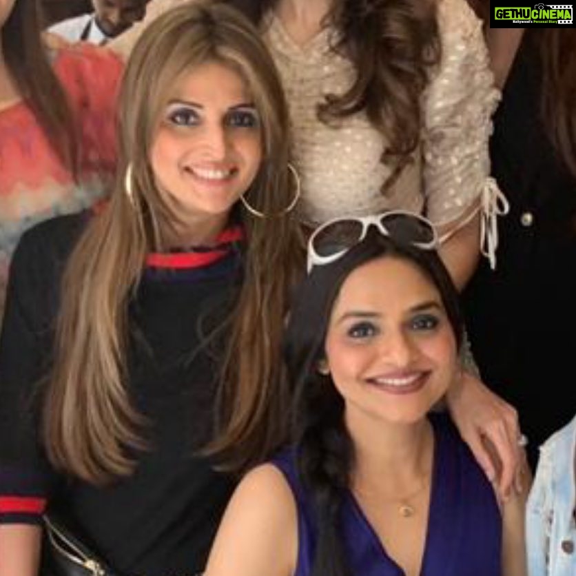 Madhoo Instagram - @tanazdoshi happy birthday T❤️