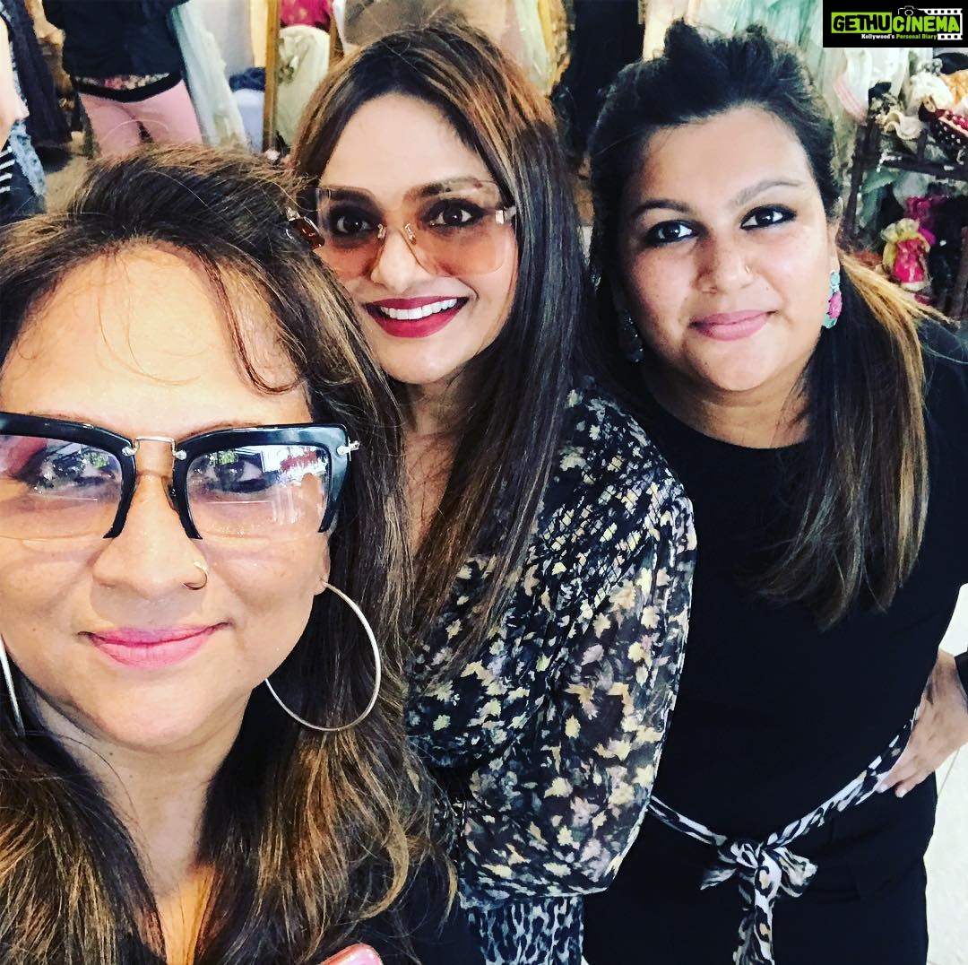Madhoo Instagram - @spicysangria ❤️❤️❤️❤️