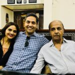 Madhoo Instagram - Happy happy birthday appa 🙏❤️❤️❤️❤️❤️❤️❤️❤️