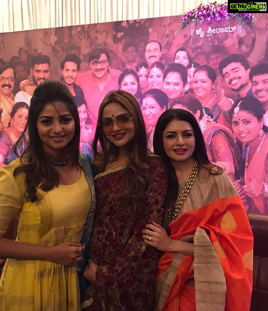 Madhoo Instagram - SEETARAMA KALYANA ❤️❤️❤️ @Bhagyashree